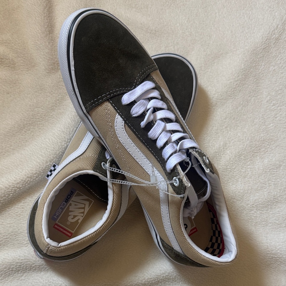 Vans Men's Black and Beige Sneakers